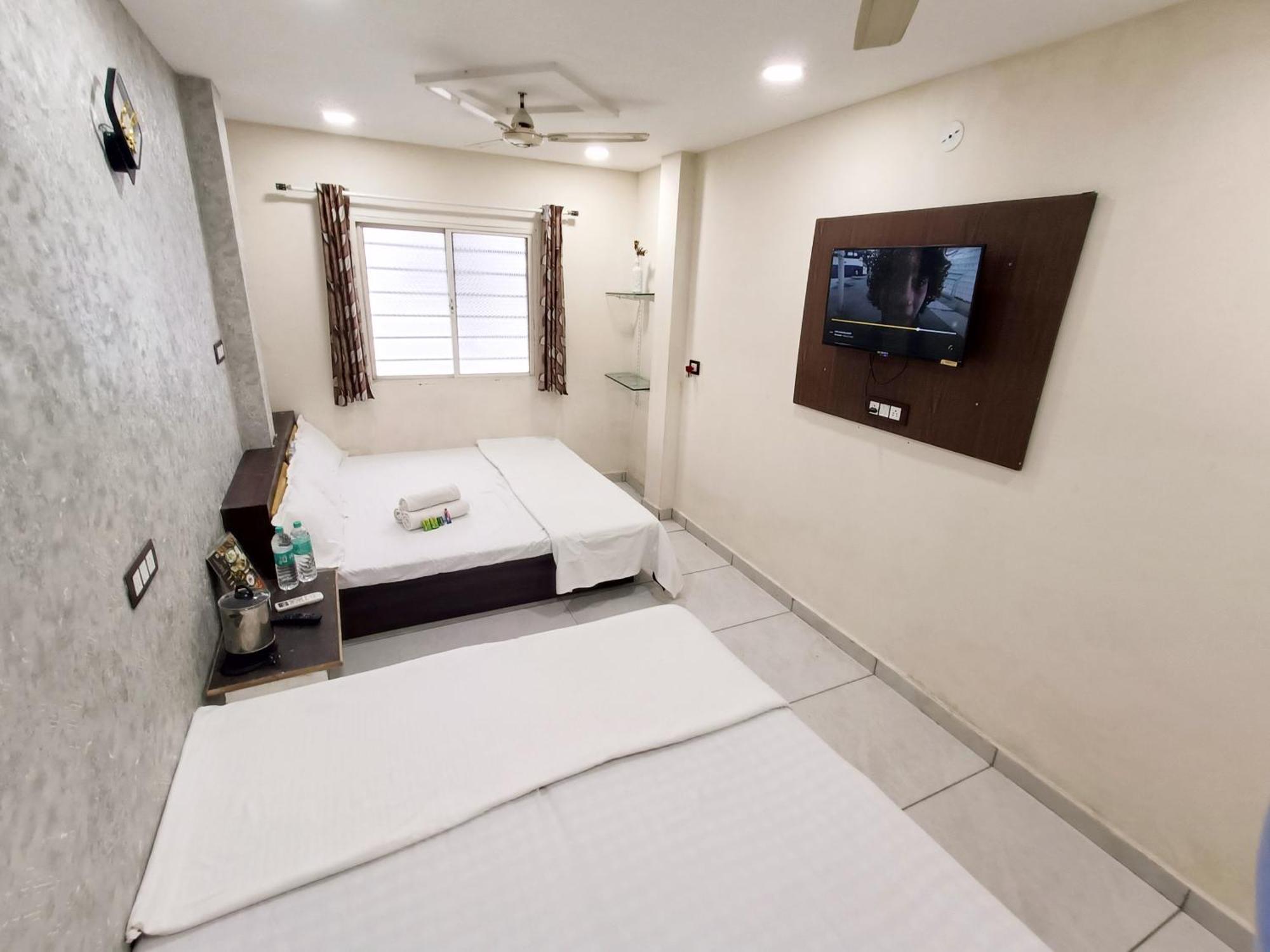 Ginger Hotels Ujjain Tower Kshipra Inn-Family Stay Airconditioned Hotel Exterior foto
